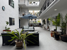 Enlarge photo 38