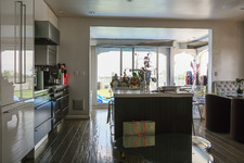 Enlarge photo 58