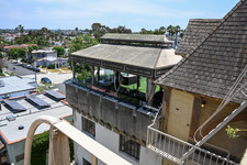 Enlarge photo 76