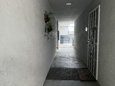 Enlarge photo 17