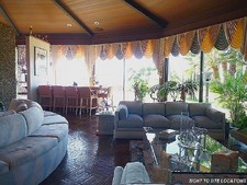 Enlarge photo 19