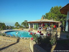 Enlarge photo 32
