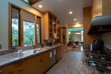 Enlarge photo 30