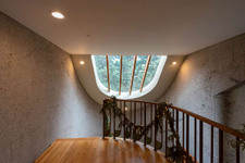 Enlarge photo 46