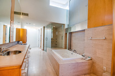 Enlarge photo 48