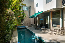 Enlarge photo 64
