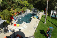 Enlarge photo 23