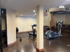 Enlarge photo 33