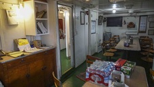 Enlarge photo 61