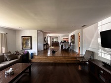 Enlarge photo 59