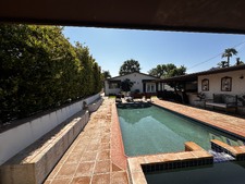 Enlarge photo 18