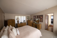 Enlarge photo 36