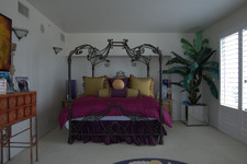 Enlarge photo 68