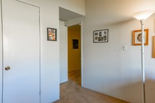 Enlarge photo 33