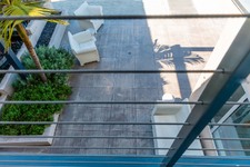 Enlarge photo 37