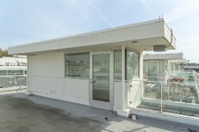 Enlarge photo 32