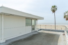 Enlarge photo 33