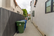 Enlarge photo 69