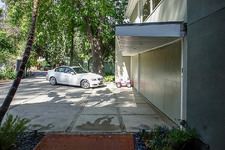 Enlarge photo 2