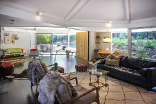 Enlarge photo 8