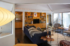 Enlarge photo 13
