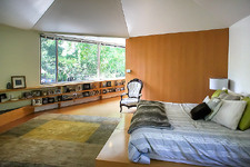 Enlarge photo 35