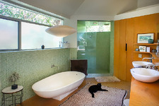 Enlarge photo 38