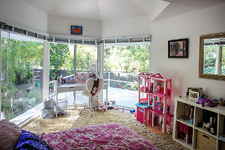 Enlarge photo 46