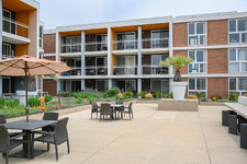 Enlarge photo 32