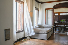Enlarge photo 40