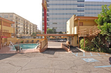 Enlarge photo 5