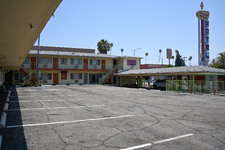 Enlarge photo 13