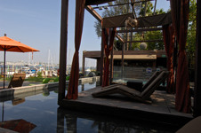 Enlarge photo 48