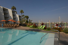 Enlarge photo 49