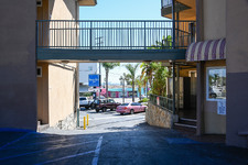 Enlarge photo 49
