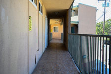 Enlarge photo 67