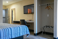 Enlarge photo 12