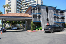 Enlarge photo 2