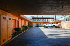Enlarge photo 64