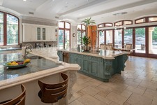 Enlarge photo 41