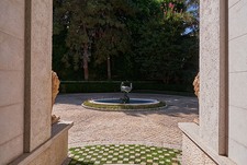 Enlarge photo 8