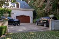 Enlarge photo 148