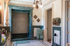 Enlarge photo 62