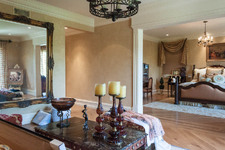 Enlarge photo 77