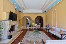 Enlarge photo 37