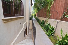 Enlarge photo 90