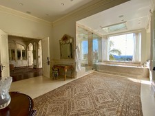 Enlarge photo 110