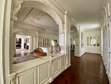 Enlarge photo 117