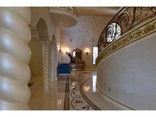 Enlarge photo 29