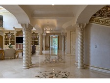 Enlarge photo 30